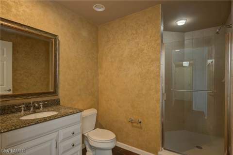 445 Cove Towers Dr 304, Naples FL - photo 8 of 33