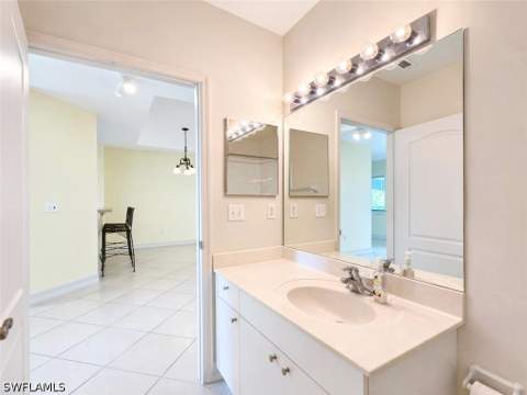 7811 Regal Heron Cir 302, Naples FL - photo 21 of 28