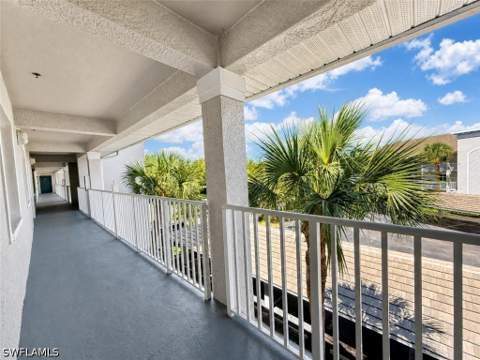 7811 Regal Heron Cir 302, Naples FL - photo 24 of 28