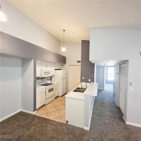4121 Residence Dr 323, Fort Myers FL - photo 10 of 21