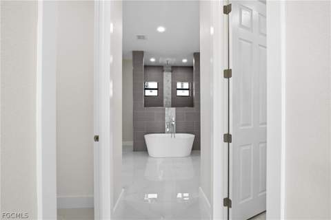 2100 NW 21st St, Cape Coral FL - photo 12 of 24