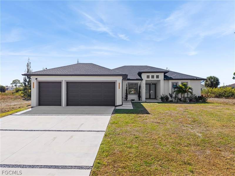 4 bedroom SingleFamilyResidence at 2100 NW 21st St, Cape Coral, Cape Coral — photo 2