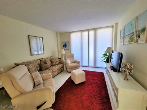 180 Seaview Ct 714, Marco Island FL - photo 9 of 23