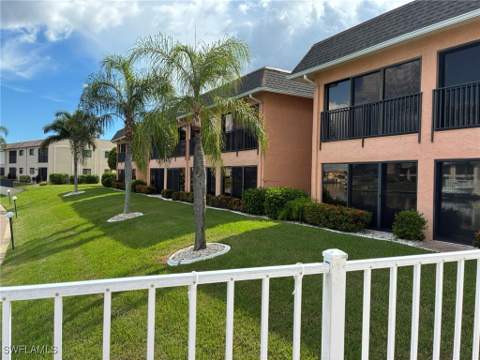 3703 SE 10th Ave 7, Cape Coral FL - photo 17 of 35