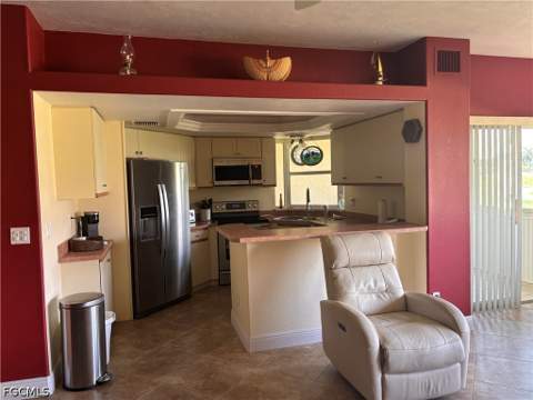 13331 Medinah Cir W 1, Fort Myers FL - photo 11 of 49
