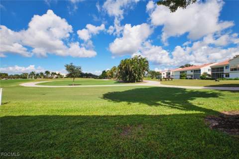 13331 Medinah Cir W 1, Fort Myers FL - photo 7 of 49