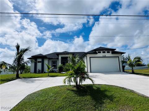 528 Jacaranda Pkwy E, Cape Coral FL - photo 10 of 50