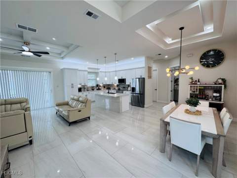 528 Jacaranda Pkwy E, Cape Coral FL - photo 20 of 50