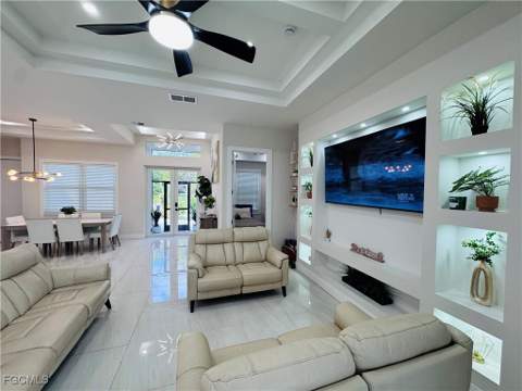 528 Jacaranda Pkwy E, Cape Coral FL - photo 22 of 50