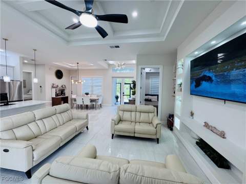 528 Jacaranda Pkwy E, Cape Coral FL - photo 24 of 50
