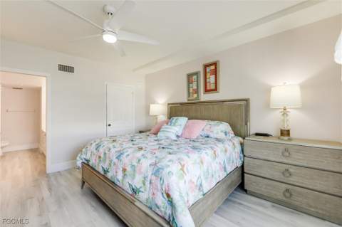 4481 Bay Beach Ln 214, Fort Myers Beach FL - photo 12 of 23