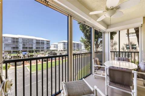 4481 Bay Beach Ln 214, Fort Myers Beach FL - photo 15 of 23