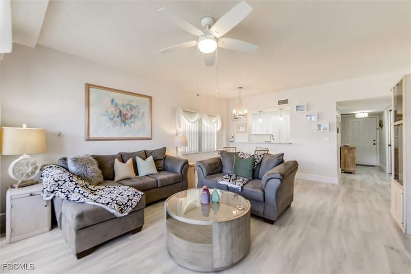 3 bedroom Condominium at 4481 Bay Beach Ln 214, Hibiscus Pointe, Fort Myers Beach — photo 5