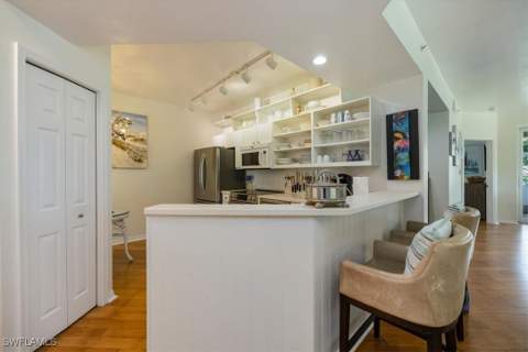 545 11th Ave S 104, Naples FL - photo 10 of 42