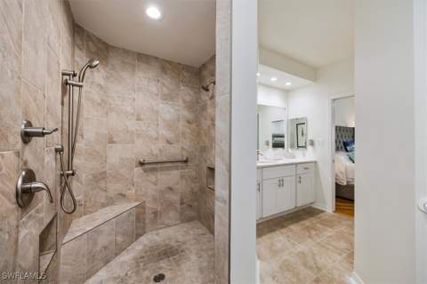 545 11th Ave S 104, Naples FL - photo 24 of 42