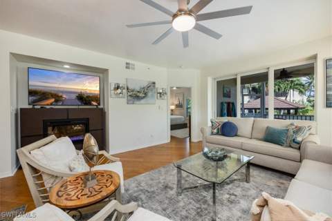 545 11th Ave S 104, Naples FL - photo 6 of 42