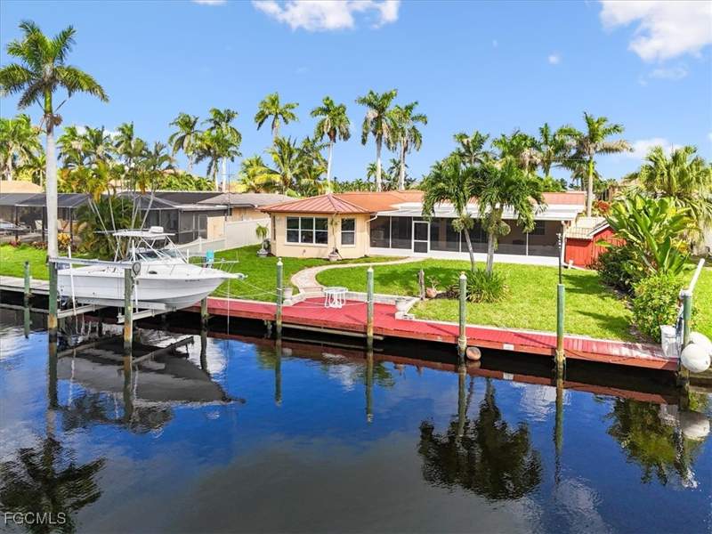 3 bedroom SingleFamilyResidence at 142 SW 51st Ter, Cape Coral, Cape Coral — photo 2