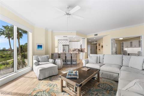 4198 Bay Beach Ln 126, Fort Myers Beach FL - photo 15 of 50