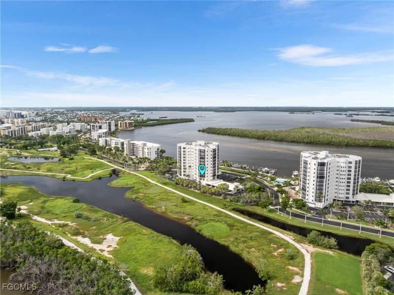 3 bedroom Condominium at 4198 Bay Beach Ln 126, Waterside At Bay Beach, Fort Myers Beach — photo 3