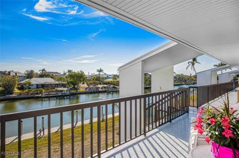 1250 Tennisplace Ct C31, Sanibel FL - photo 24 of 29