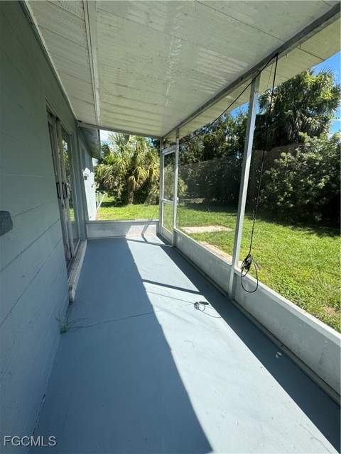 4976 Howard St, Fort Myers FL - photo 16 of 19