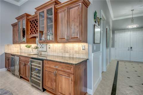 1640 Beach Pkwy 301, Cape Coral FL - photo 12 of 40