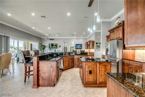 1640 Beach Pkwy 301, Cape Coral FL - photo 19 of 40