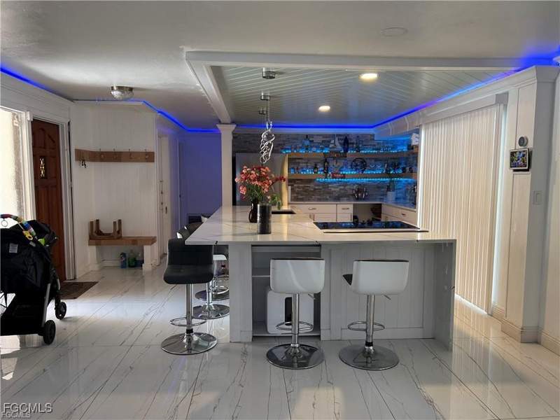 3 bedroom SingleFamilyResidence at 187 Louise St, Fort Myers, Fort Myers — photo 4