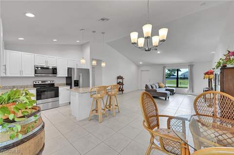 217 NE 20th Ter, Cape Coral FL - photo 8 of 27