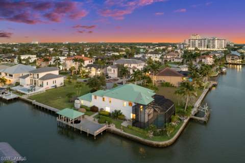 371 Bayside Ave, Naples FL - photo 7 of 50