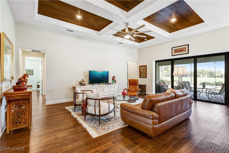 3 bedroom SingleFamilyResidence at 9335 Surfbird Ct, Greyhawk At Golf Club Of The Everglades, Naples — photo 4
