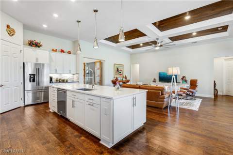 9335 Surfbird Ct, Naples FL - photo 8 of 47