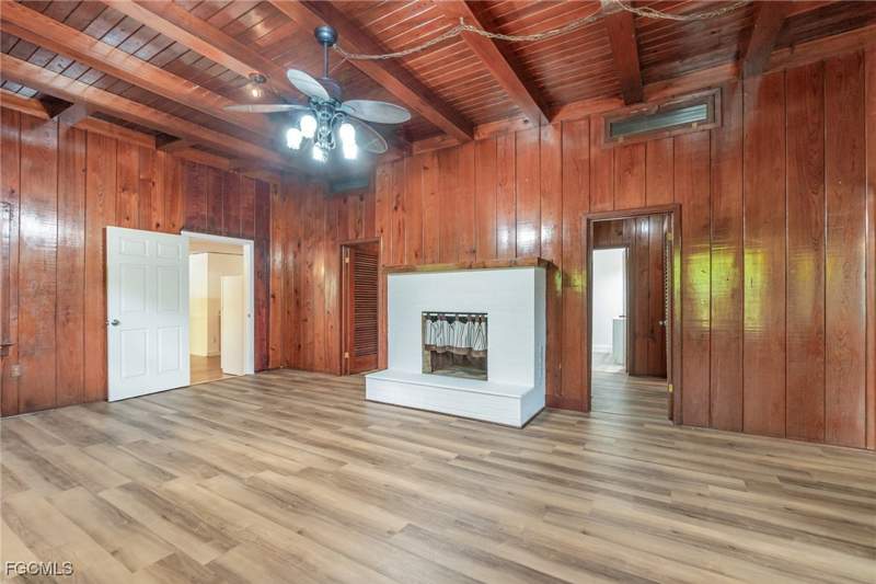 3 bedroom SingleFamilyResidence at 2729 Broadway, Lovejoy Park, Fort Myers — photo 4