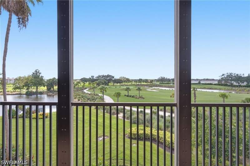 2 bedroom Condominium at 560 El Camino Real 1202, Vista Pointe, Naples — photo 4