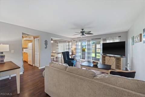 5405 Peppertree Dr 3, Fort Myers FL - photo 10 of 29