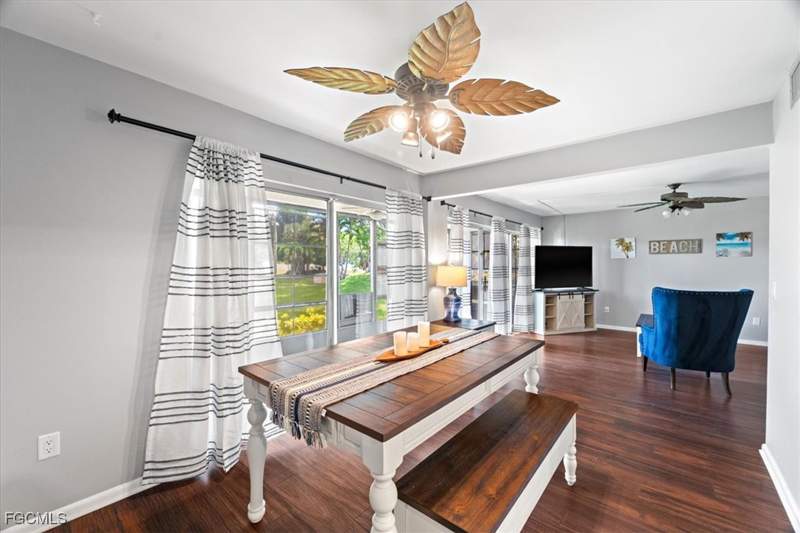 2 bedroom Condominium at 5405 Peppertree Dr 3, Cardinal Cove, Fort Myers — photo 3