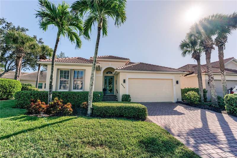 3 bedroom SingleFamilyResidence at 8920 Crown Colony Blvd, Cambridge Place, Fort Myers — photo 2