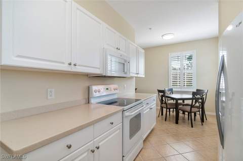 3970 Loblolly Bay Dr 301, Naples FL - photo 9 of 31