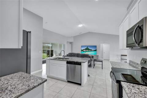 216 NW 9th Ter, Cape Coral FL - photo 11 of 26