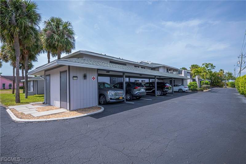 2 bedroom Condominium at 808 Cape Coral Pkwy W 204, Edgewater Condo, Cape Coral — photo 4