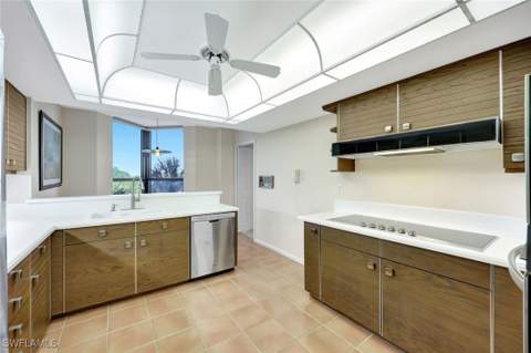 6001 Pelican Bay Blvd 202, Naples FL - photo 11 of 36