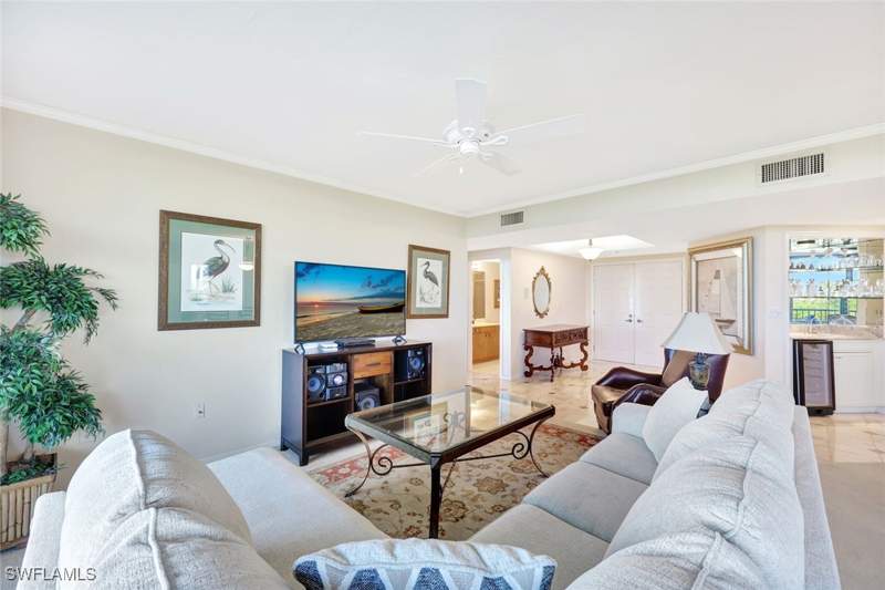 3 bedroom Condominium at 6001 Pelican Bay Blvd 202, Grosvenor, Naples — photo 5