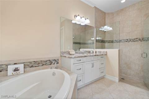 6564 Roma Way, Naples FL - photo 14 of 18