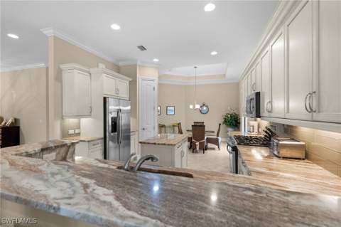 6564 Roma Way, Naples FL - photo 7 of 18