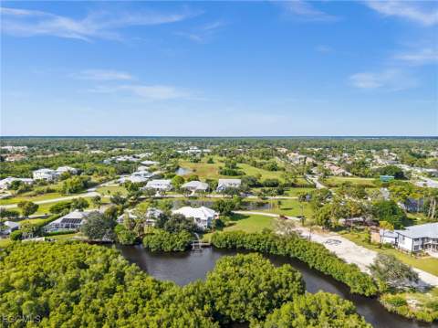 6076 Eagle Watch Ct, North Fort Myers FL - photo 8 of 50
