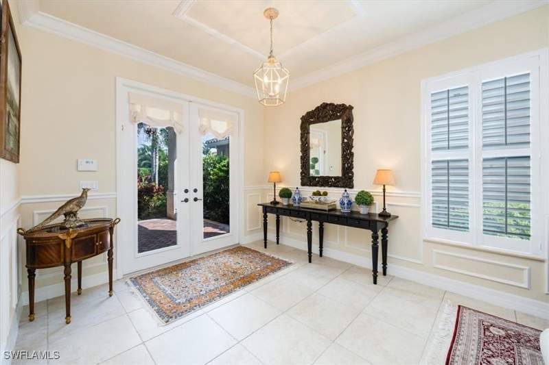 6 bedroom SingleFamilyResidence at 13800 Luna Dr, Marbella Isles, Naples — photo 3