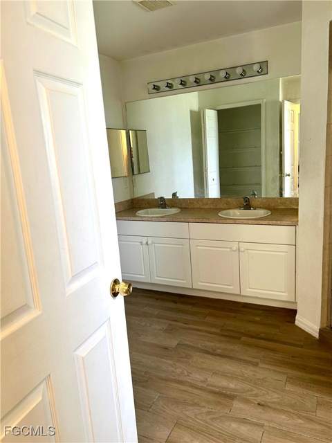 947 Hunter St E, Lehigh Acres FL - photo 14 of 20