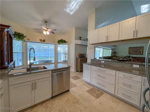 4436 SE 11th Pl, Cape Coral FL - photo 10 of 38