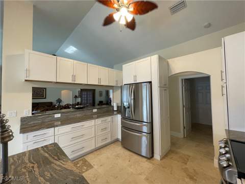 4436 SE 11th Pl, Cape Coral FL - photo 11 of 38