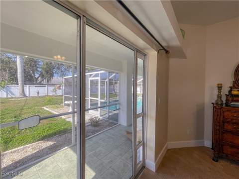 4436 SE 11th Pl, Cape Coral FL - photo 18 of 38
